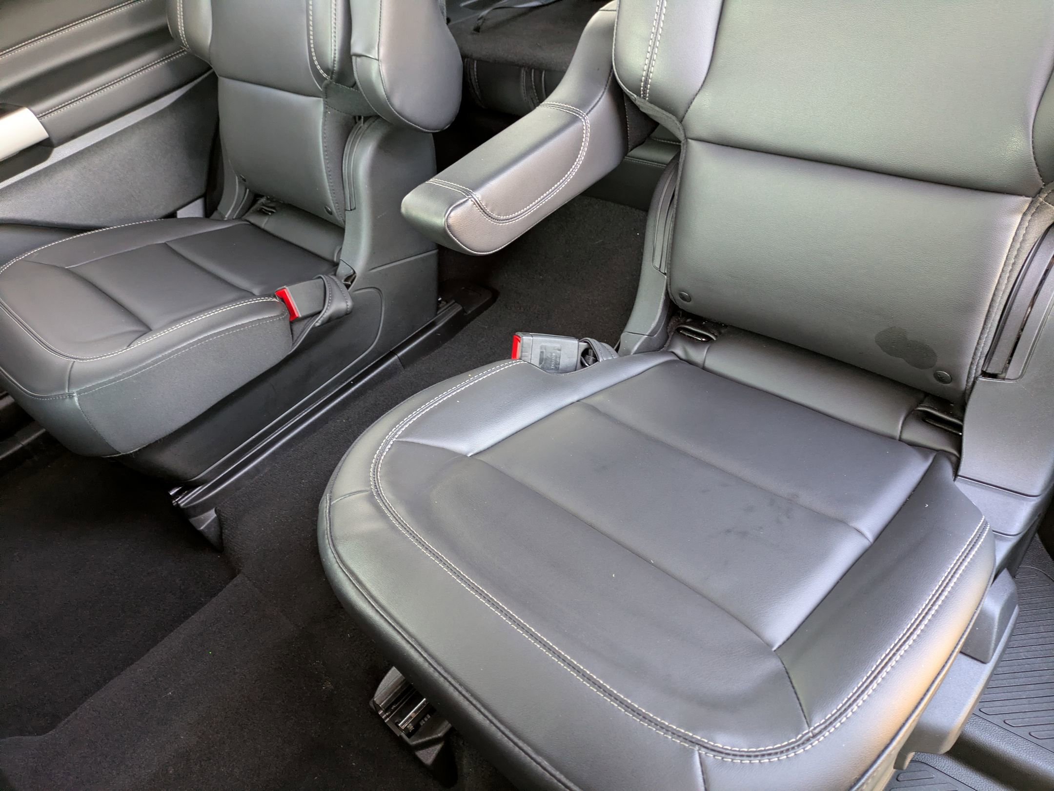 Certified 2023 Ford Explorer XLT w/ Equipment Group 202A image 30