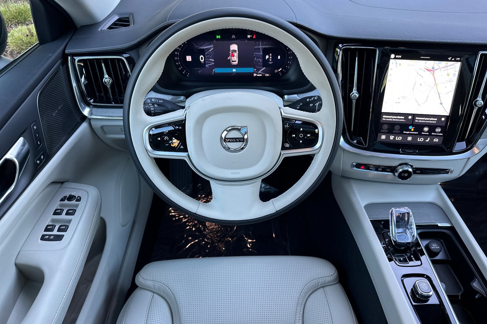 New 2026 Volvo V60 B5 Cross Country Ultra w/ Climate Package image 12