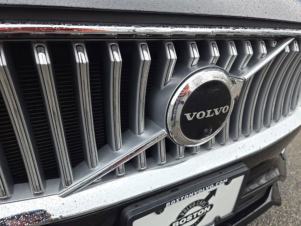 Certified 2023 Volvo XC90 T8 Ultimate w/ Protection Package Premier image 2