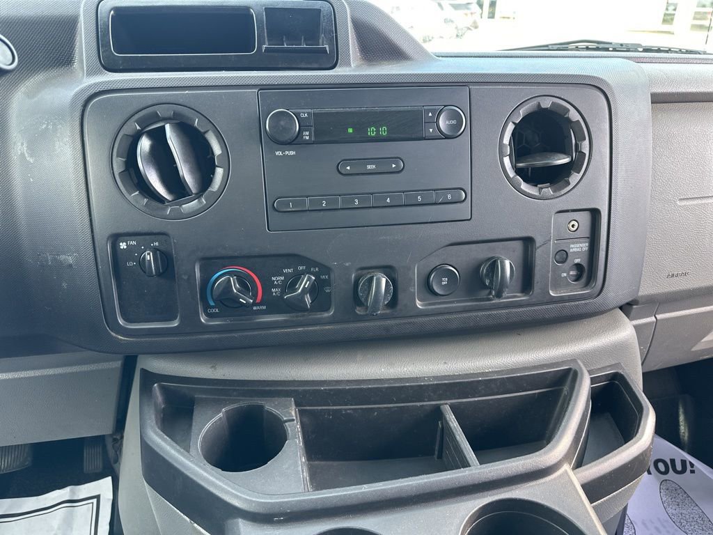 Used 2014 Ford E-250 and Econoline 250 w/ Power Group image 34