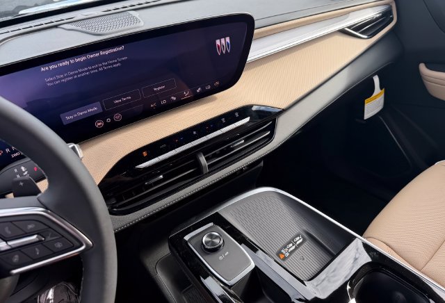 New 2027 Buick Enclave Preferred FWD image 14