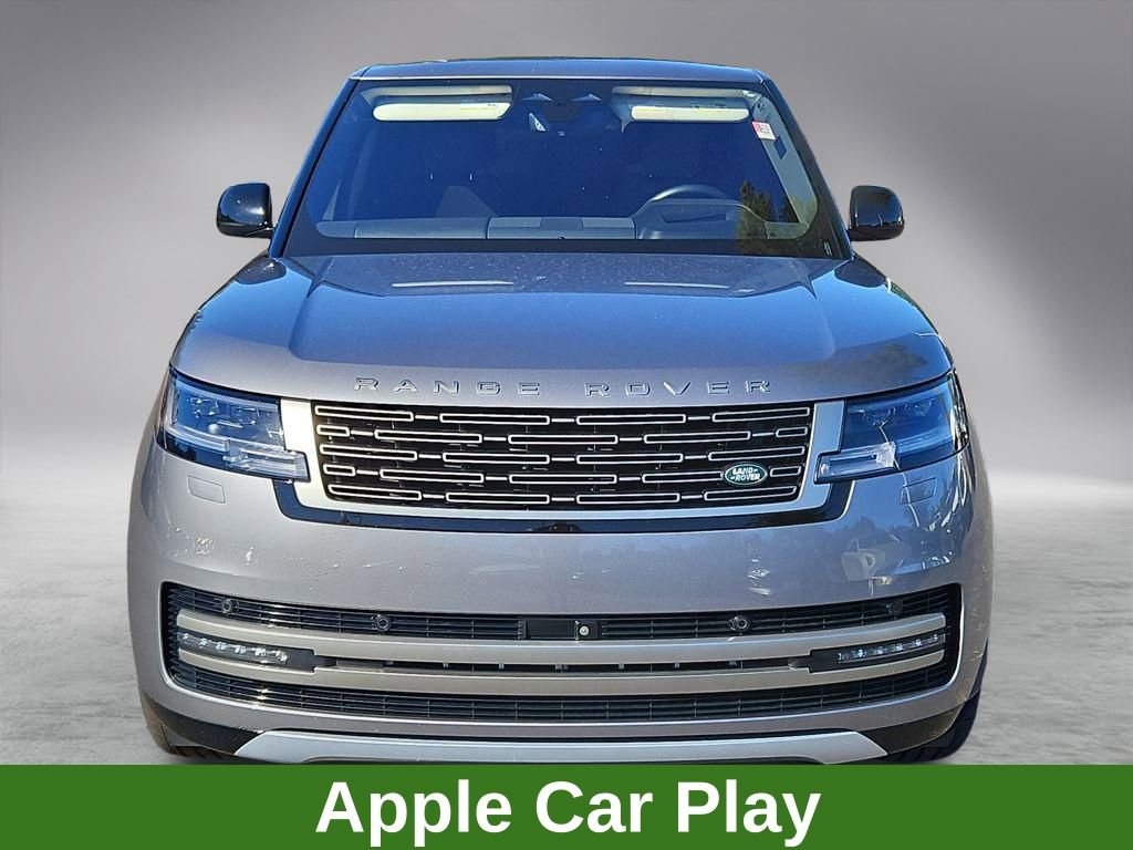 Used 2023 Land Rover Range Rover Long Wheelbase SE image 2
