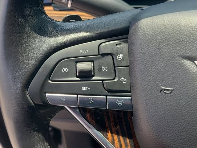 Used 2023 Cadillac Escalade ESV Premium Luxury AWD/4WD image 29