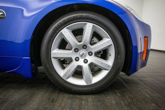 Used 2005 Nissan 350Z Coupe w/ (N93) Cargo Convenience Pkg RWD image 37