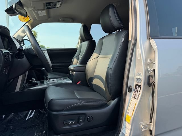 Certified 2021 Toyota 4Runner SR5 Premium AWD/4WD image 15