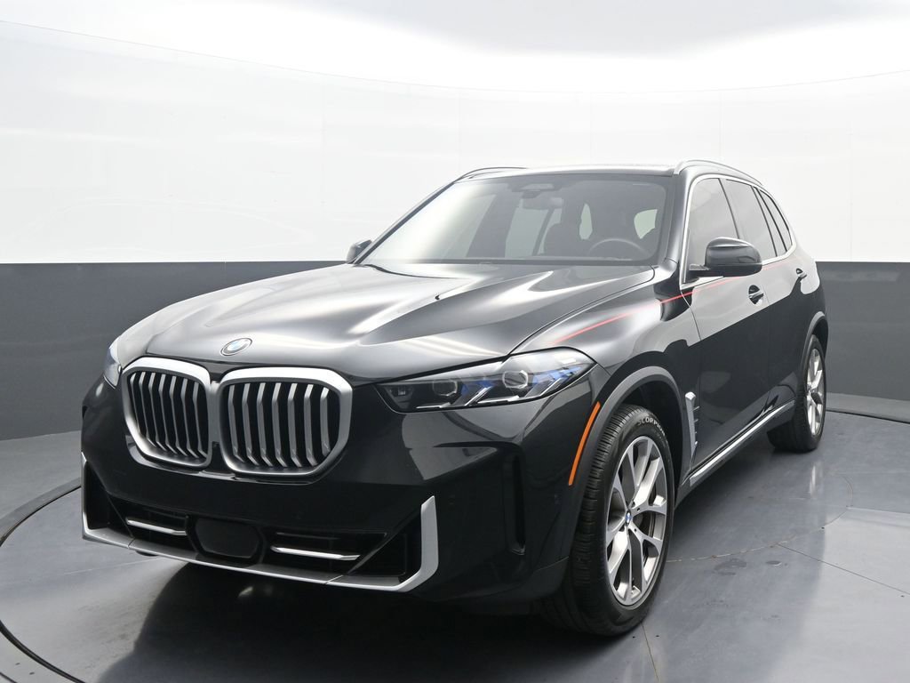 Used 2024 BMW X5 xDrive40i w/ Premium Package AWD/4WD image 1