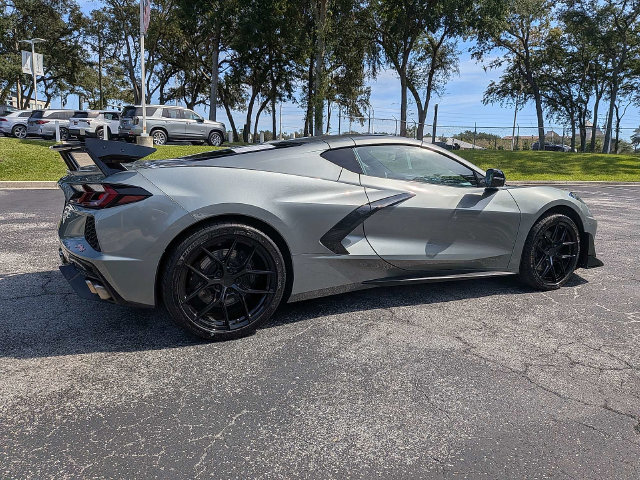 Used 2022 Chevrolet Corvette Stingray Preferred Cpe w/ Z51 Performance Package RWD image 5