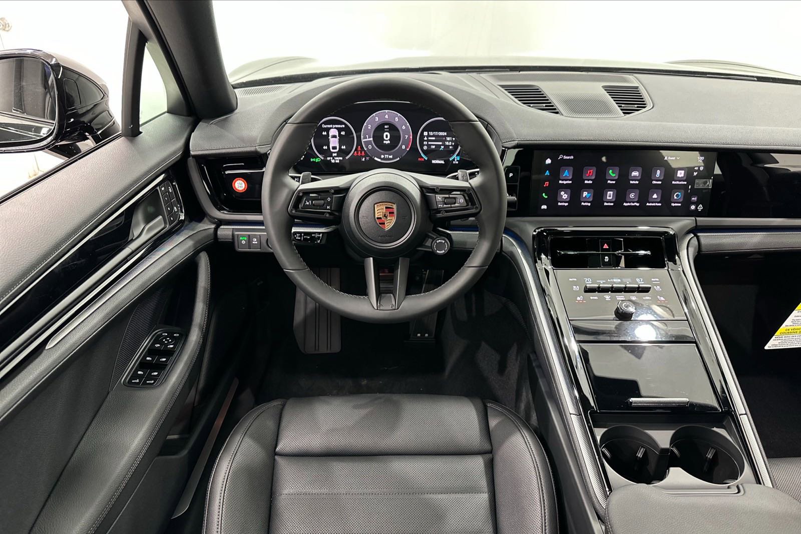 New 2025 Porsche Panamera image 24