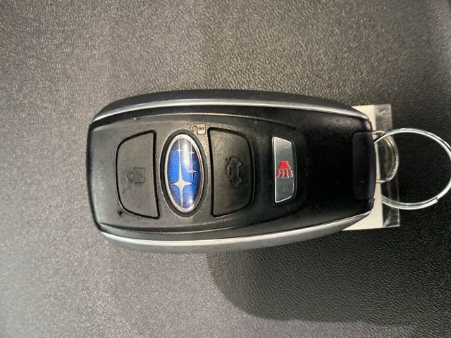 Used 2021 Subaru Outback Limited image 11