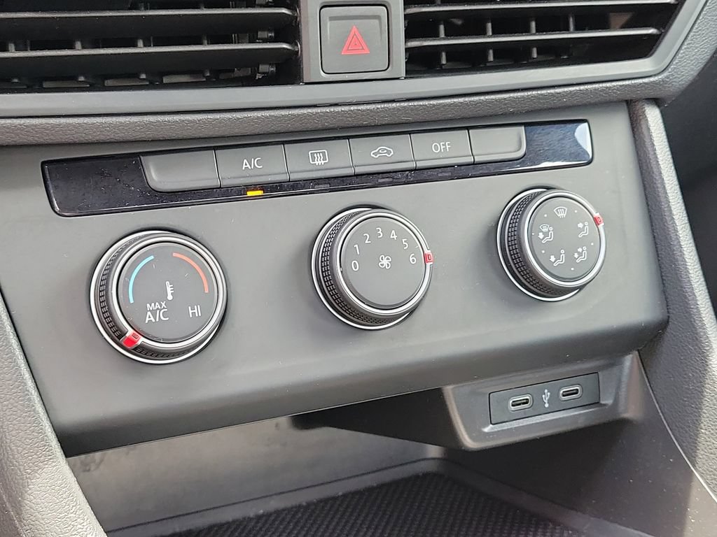 Used 2023 Volkswagen Jetta Sport FWD image 23