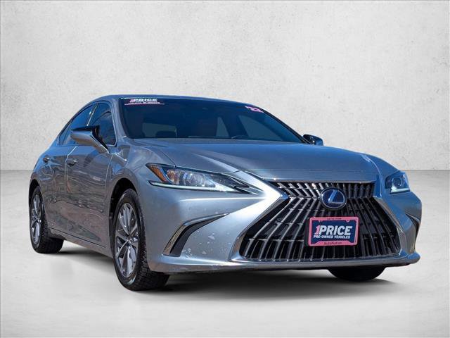 Used 2022 Lexus ES 300h w/ Premium Package image 3
