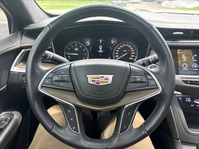 Used 2018 Cadillac XT5 Platinum w/ Driver Assist Package AWD/4WD image 25