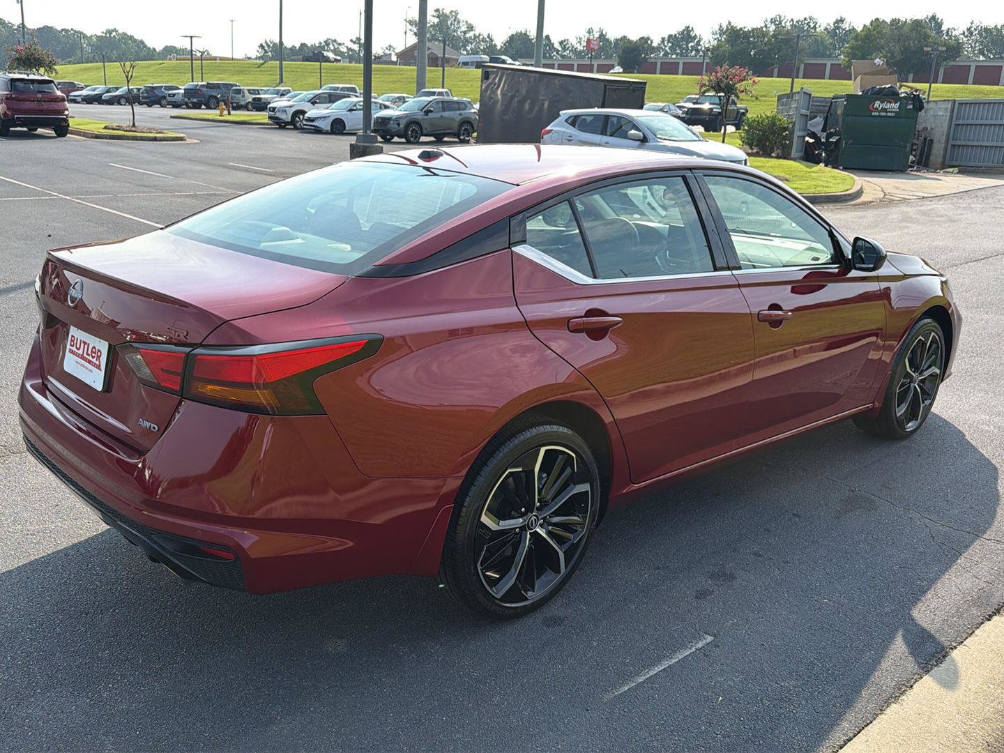 New 2026 Nissan Altima 2.5 SR AWD/4WD image 6