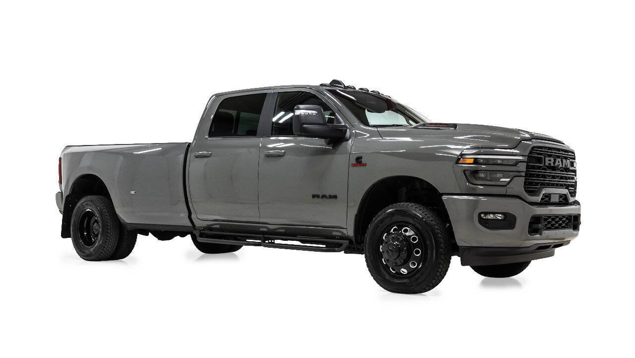 Used 2026 RAM 3500 Laramie w/ Night Edition AWD/4WD image 1
