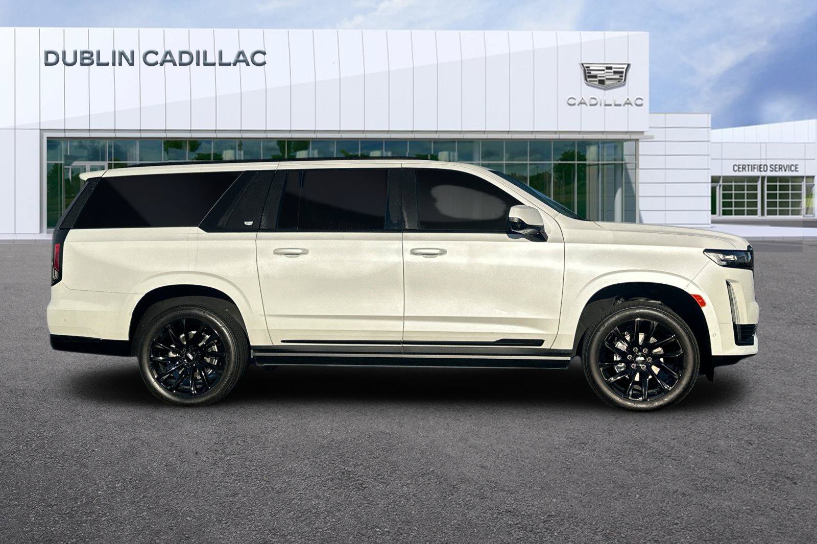 Certified 2023 Cadillac Escalade ESV Sport w/ LPO, ONYX Package AWD/4WD image 3