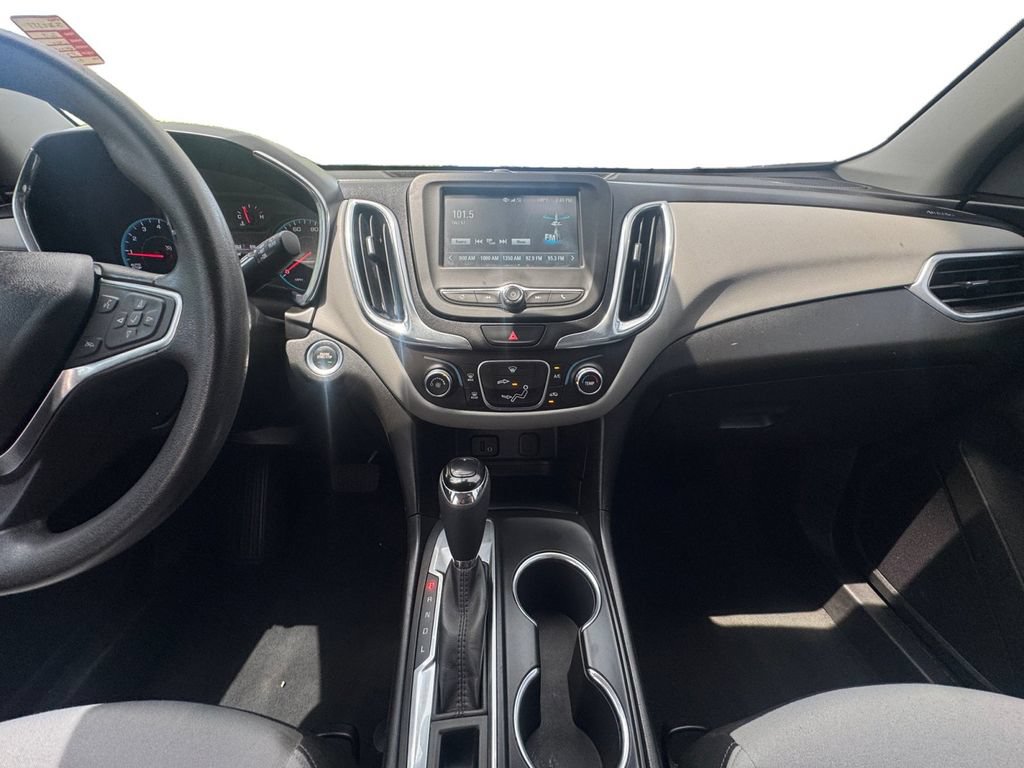 Used 2018 Chevrolet Equinox LS FWD image 12