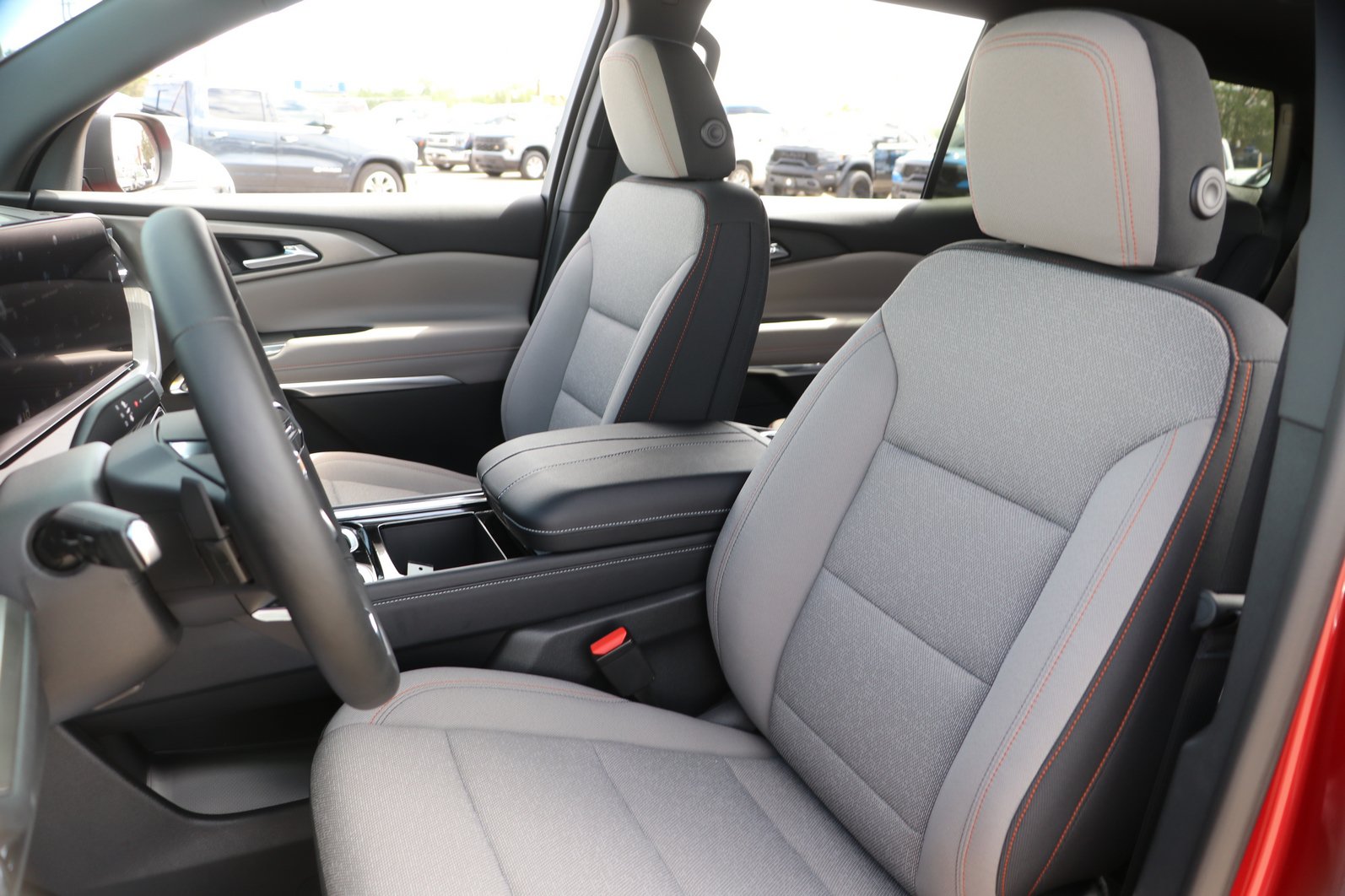 New 2026 Chevrolet Traverse LT w/ Driver Confidence Package FWD image 14