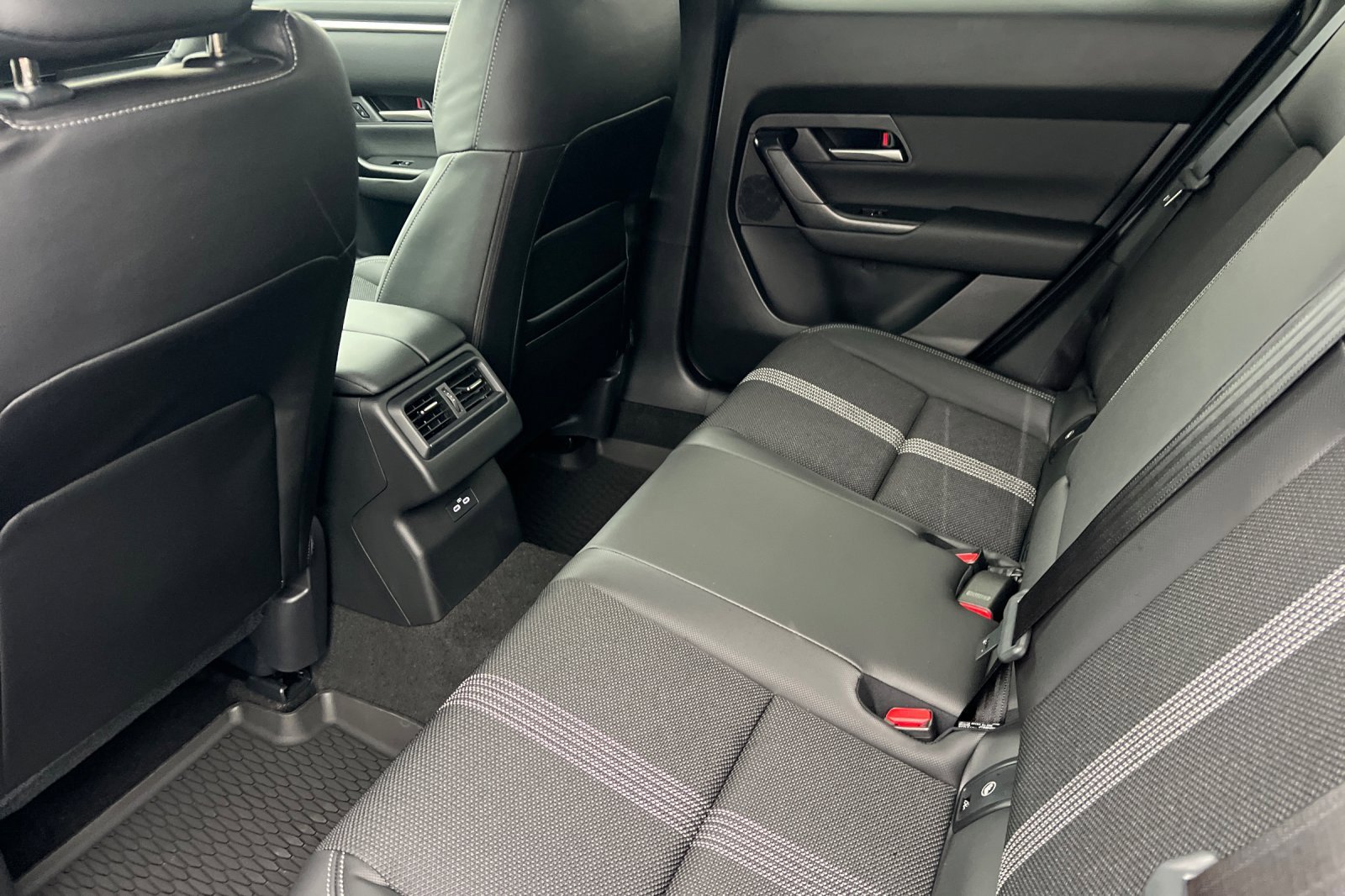 New 2026 MAZDA CX-50 AWD 2.5 S w/ Weather Package image 9