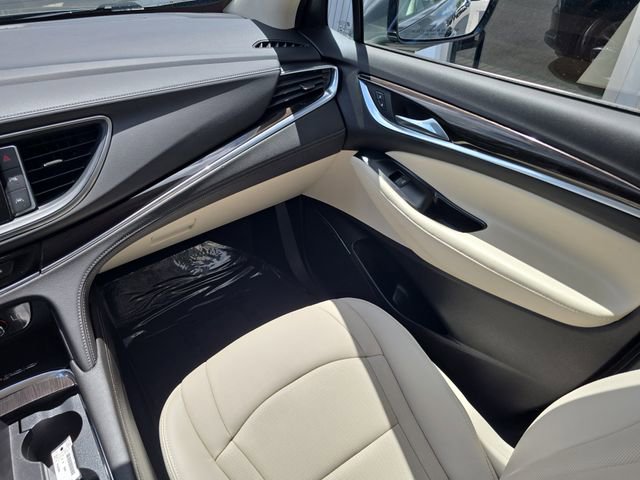 Certified 2023 Buick Enclave Essence image 14