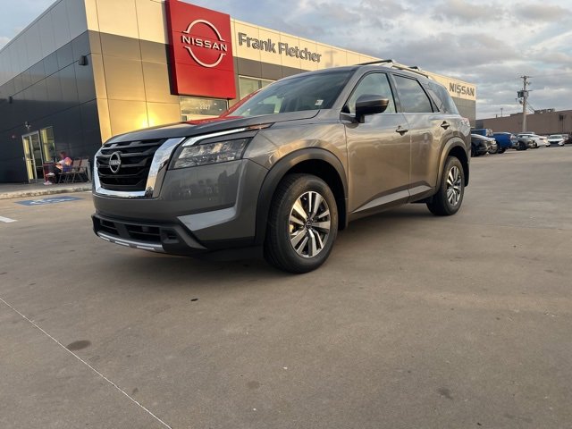 New 2025 Nissan Pathfinder SL
