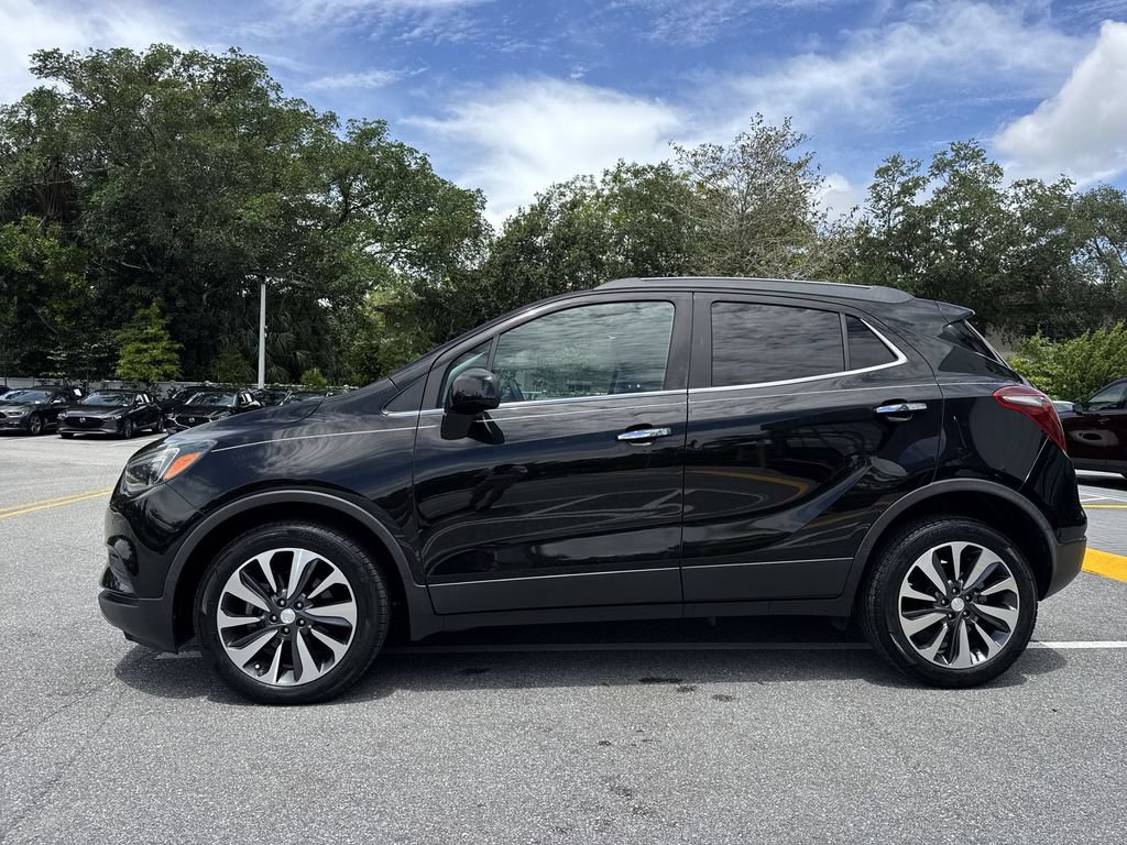 Used 2021 Buick Encore Preferred w/ Safety Package II FWD image 27