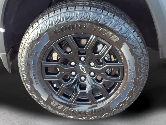 Used 2026 Chevrolet Colorado Trail Boss AWD/4WD image 10