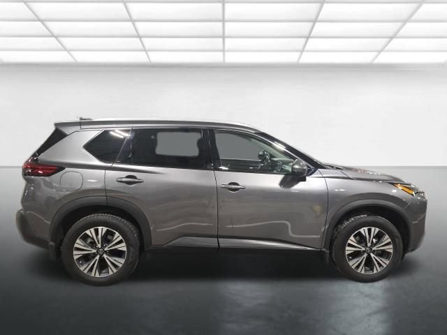 Used 2021 Nissan Rogue SV w/ Premium Package image 3