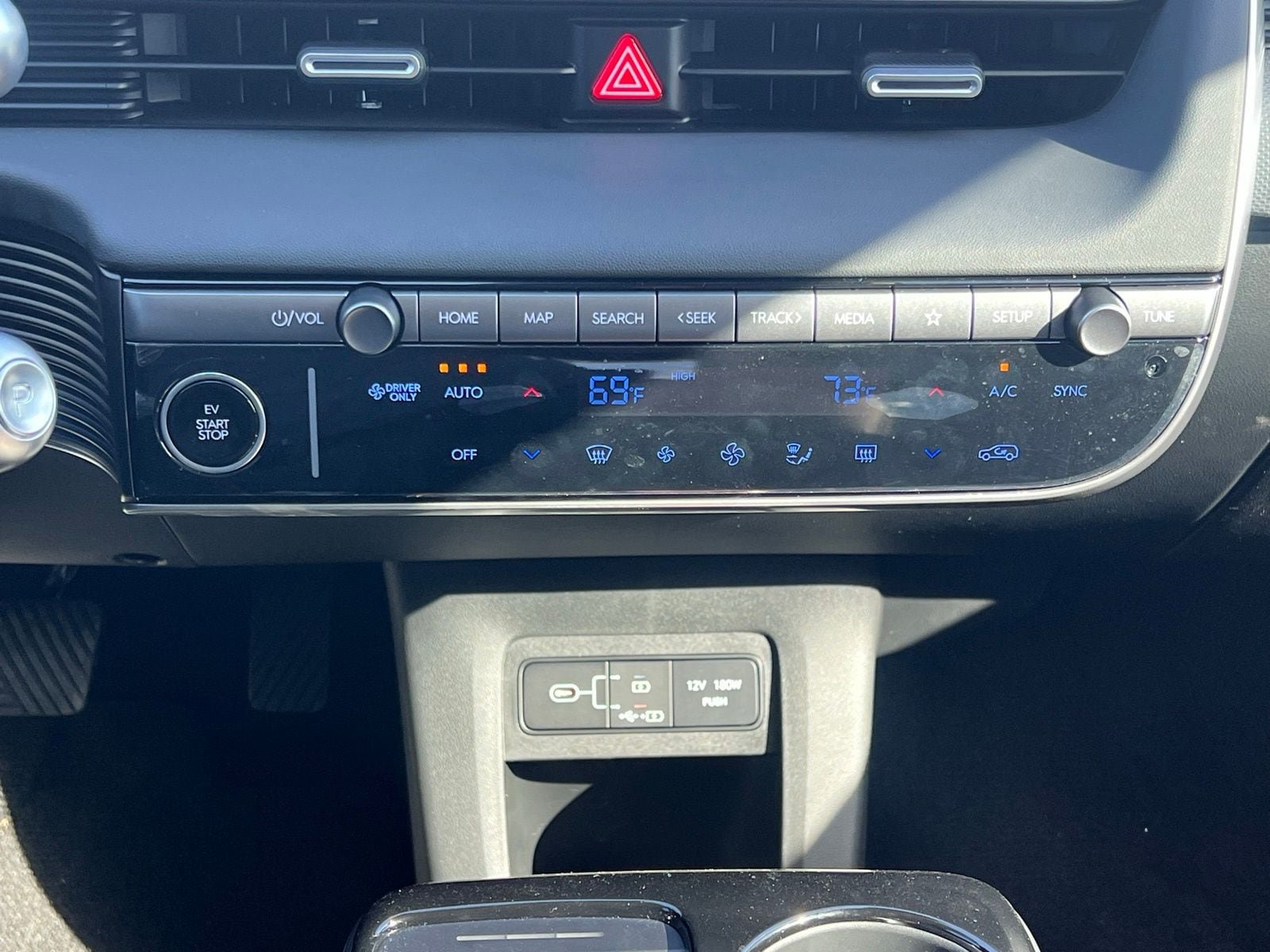 New 2025 Hyundai Ioniq 5 SEL RWD image 32