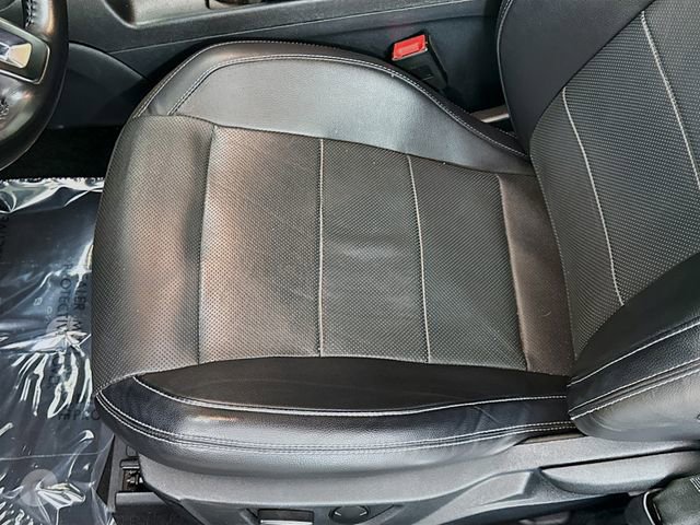 Used 2020 Ford Mustang Premium image 19