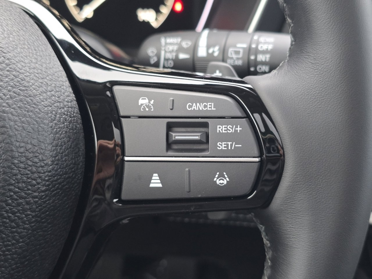 New 2025 Honda Pilot Touring image 33