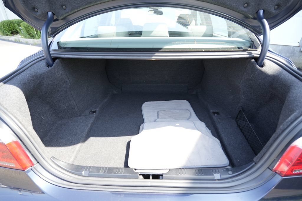Used 2006 BMW 530xi Sedan AWD/4WD image 15