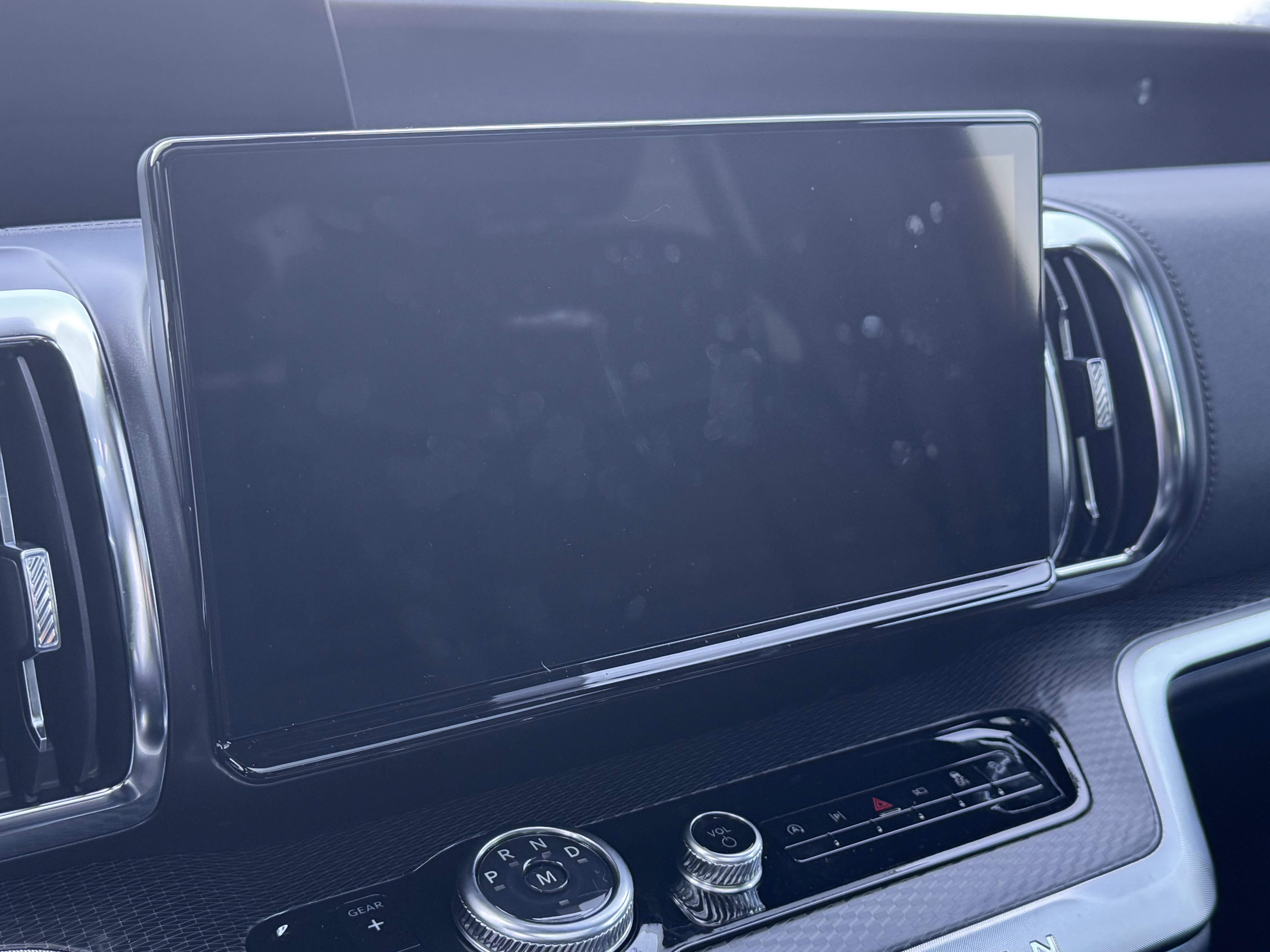 New 2025 Ford Expedition Max Platinum w/ Stealth Performance Package image 17