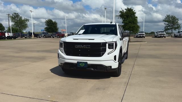 Used 2023 GMC Sierra 1500 Elevation RWD image 4