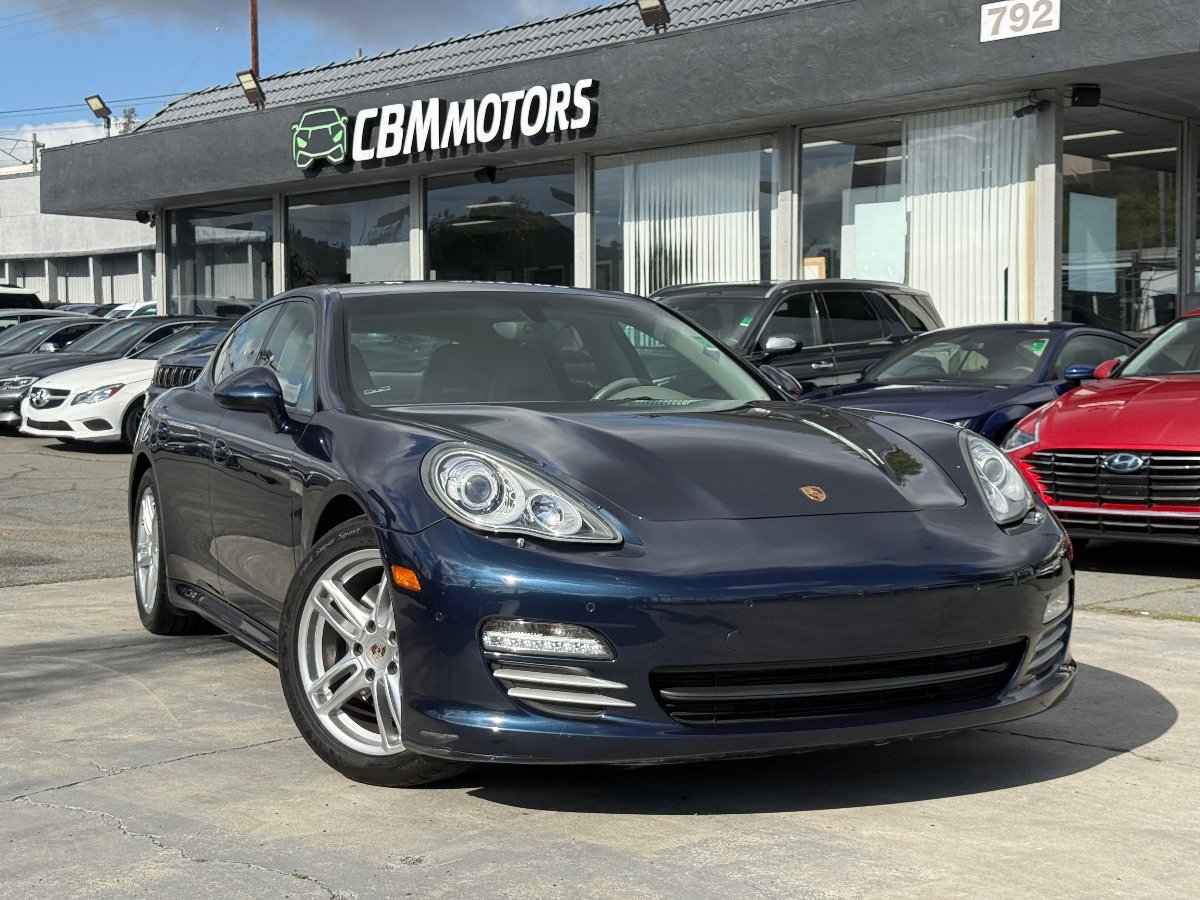 Used 2012 Porsche Panamera 4 image 2