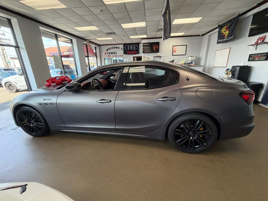 Used 2022 Maserati Ghibli Modena RWD image 12
