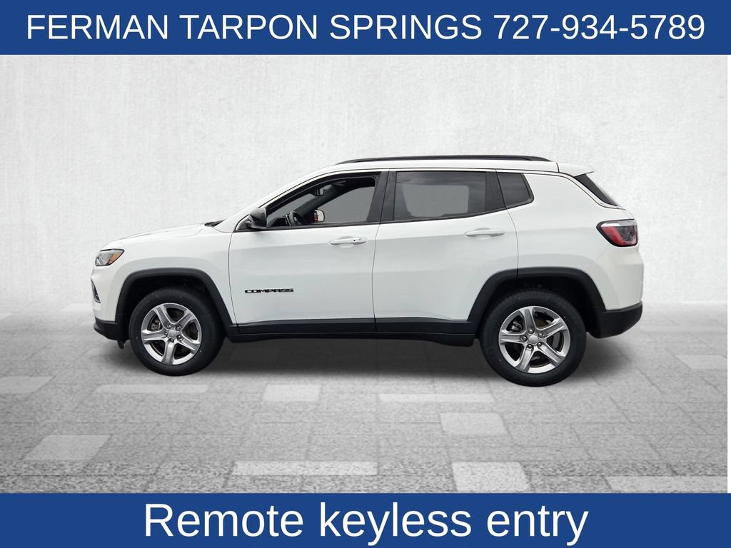 Used 2024 Jeep Compass Latitude AWD/4WD image 8