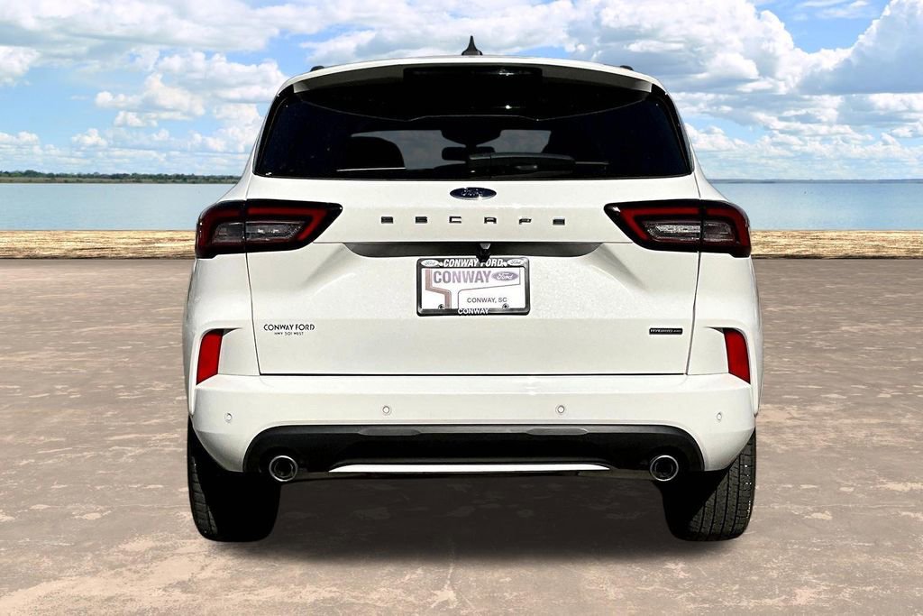 Used 2025 Ford Escape ST-Line Elite w/ Premium Technology Package image 7