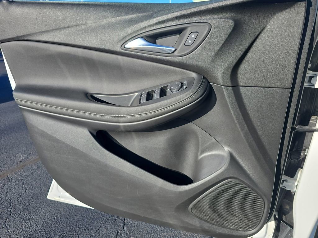 Used 2024 Buick Encore GX Sport Touring w/ Comfort Package image 26