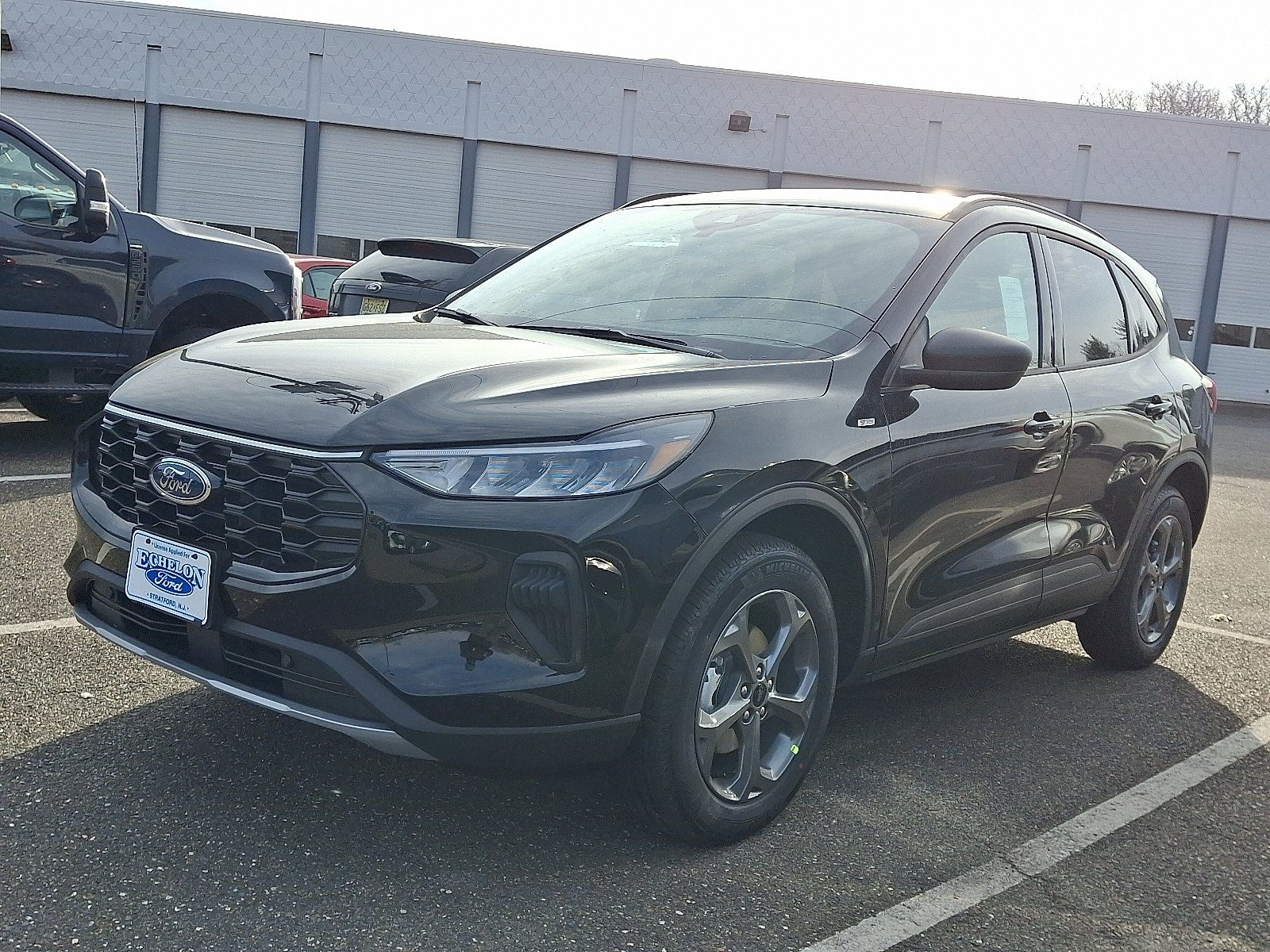 New 2026 Ford Escape ST-Line w/ Cold Weather Package AWD/4WD image 3