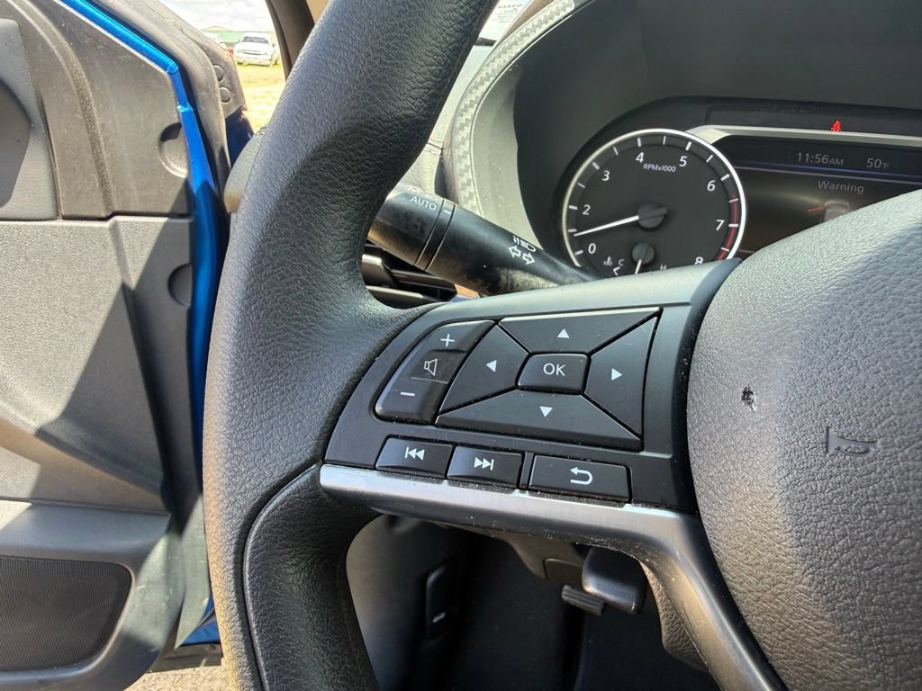 Used 2025 Nissan Sentra SV FWD image 24