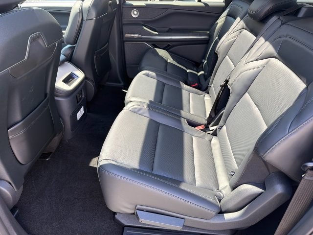 New 2027 Lincoln Navigator L Reserve AWD/4WD image 21