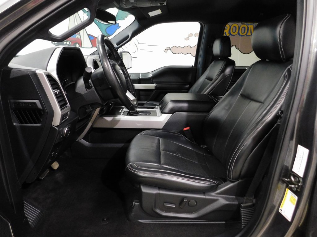 Used 2019 Ford F150 Lariat image 34