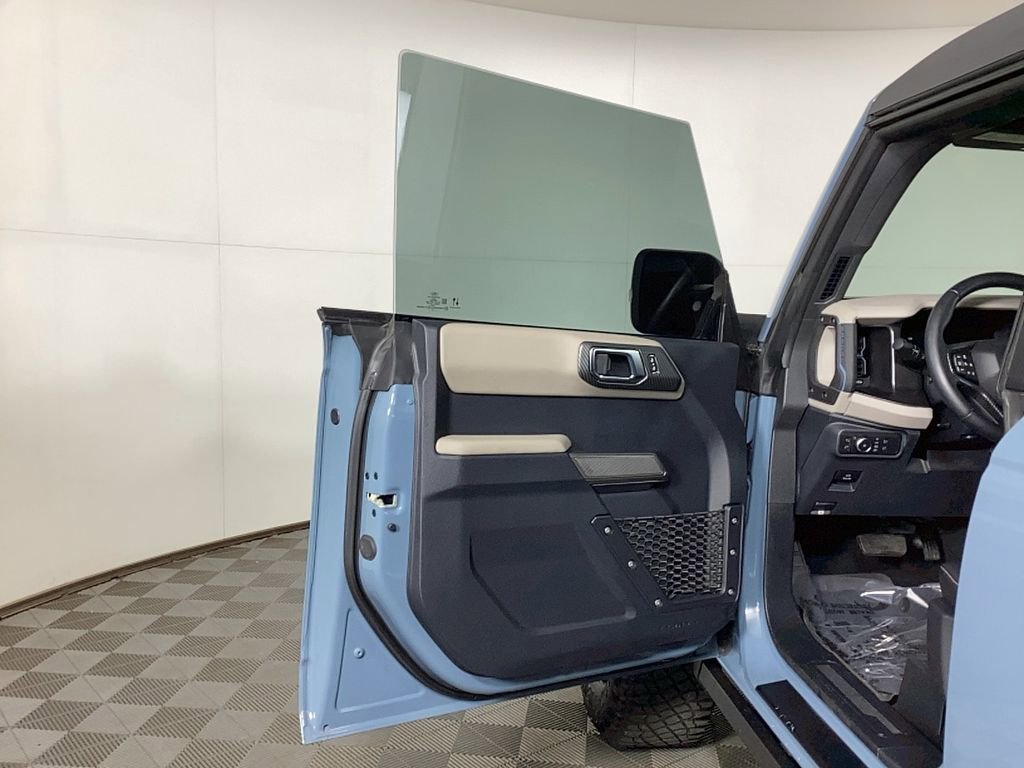 Used 2022 Ford Bronco Wildtrak image 14