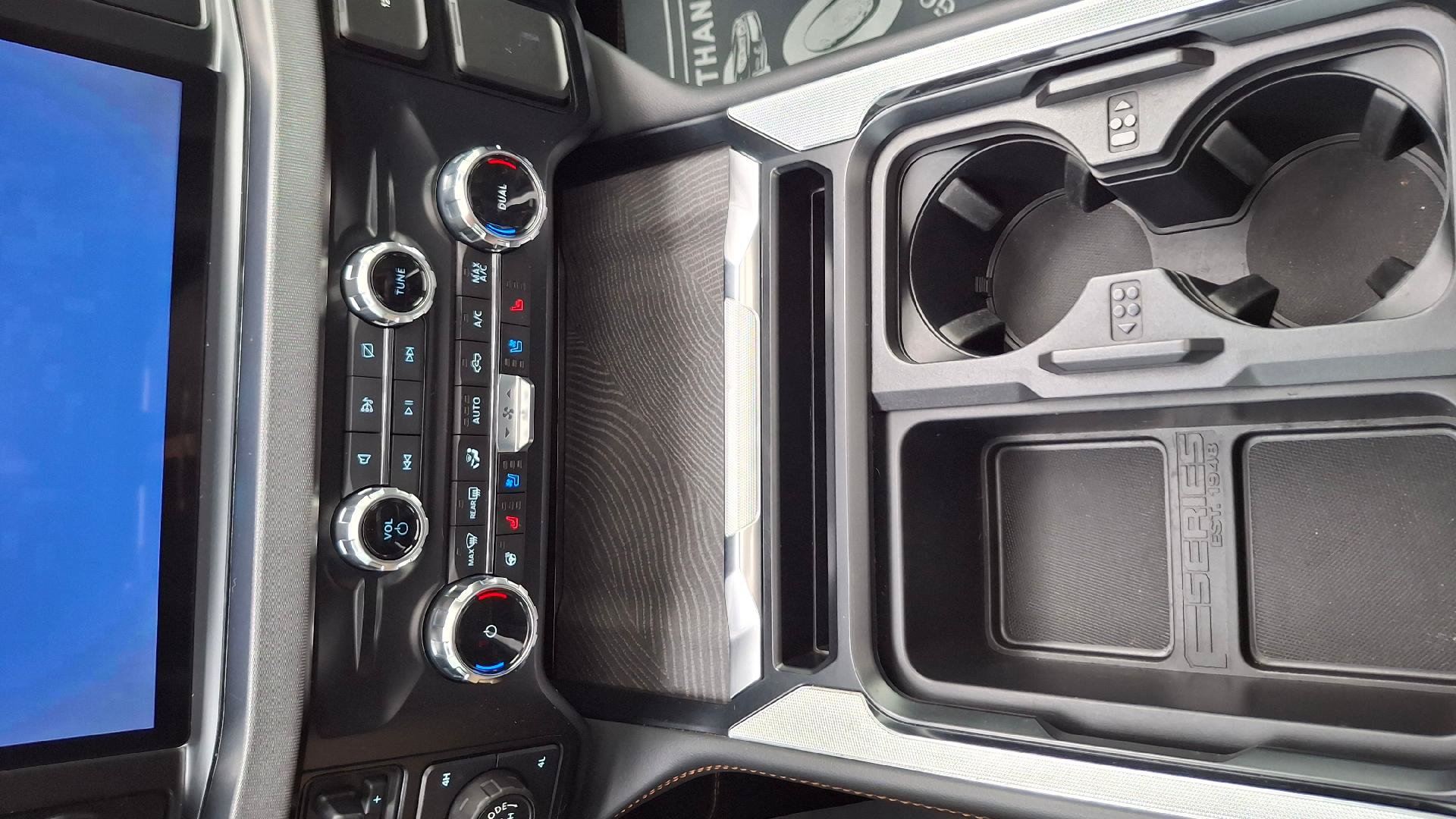 Used 2024 Ford F250 Platinum w/ Tremor Off-Road Package AWD/4WD image 17