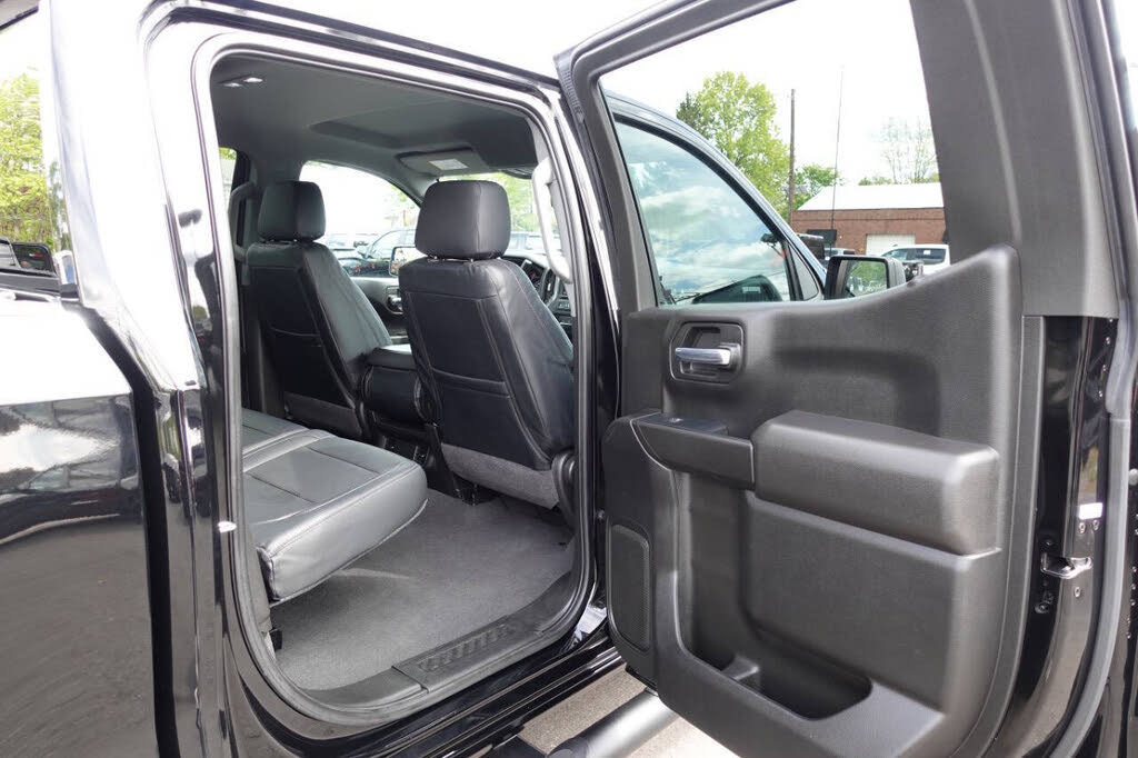 Used 2023 Chevrolet Silverado 1500 Custom w/ LPO, Dark Essentials Package AWD/4WD image 23