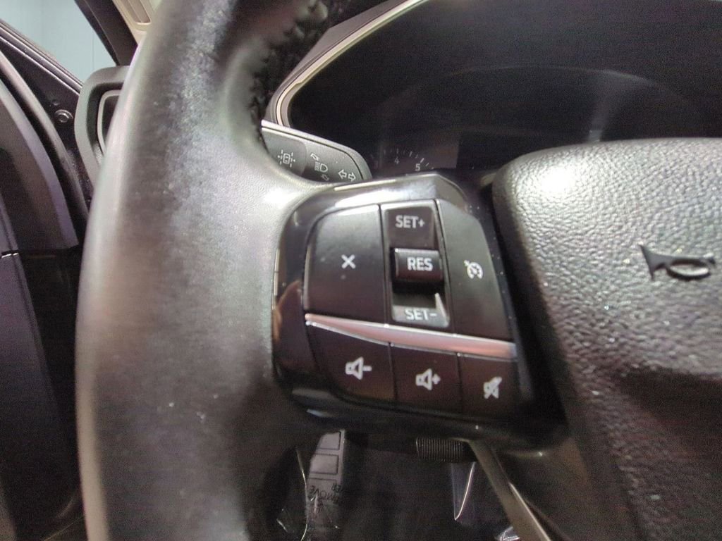 Used 2022 Ford Escape SE w/ Convenience Package image 11