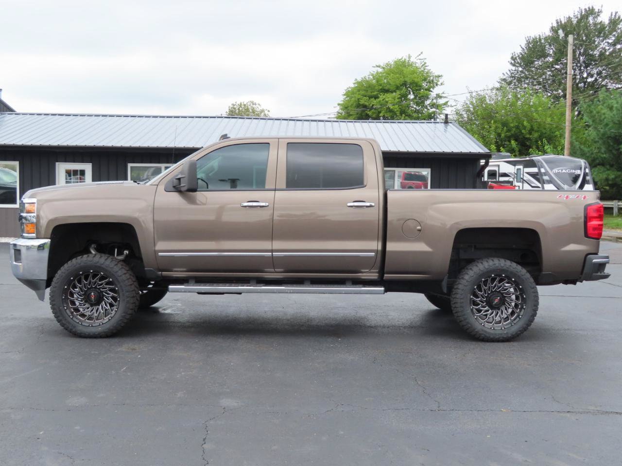 Used 2015 Chevrolet Silverado 2500 LTZ w/ Duramax Plus Package AWD/4WD image 3