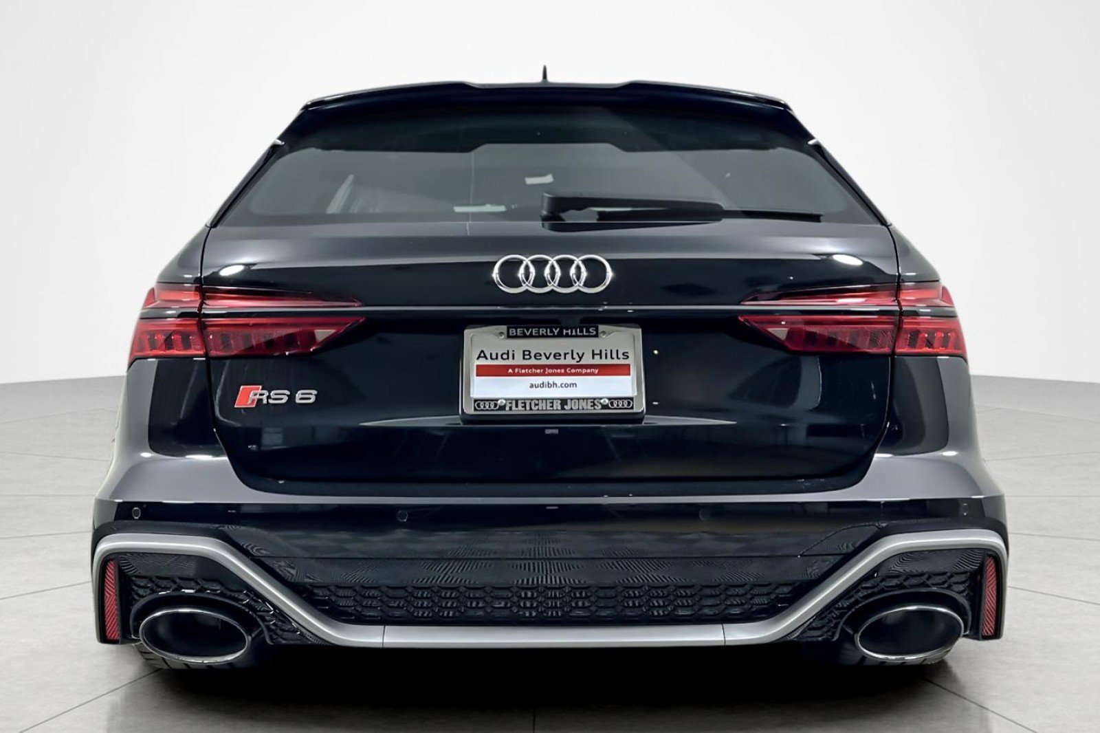 New 2026 Audi RS 6 performance image 5