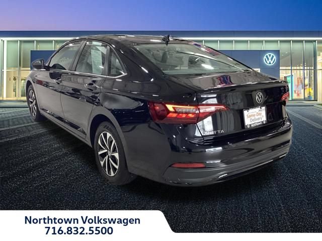 Used 2023 Volkswagen Jetta S FWD image 3