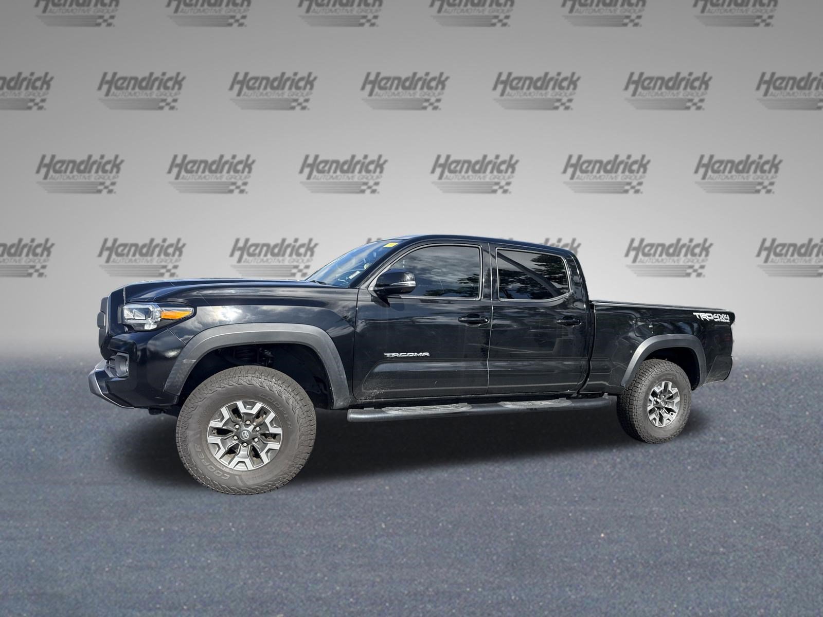 Used 2023 Toyota Tacoma TRD Off-Road AWD/4WD image 7